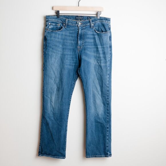 Lucky Brand Jeans Mens 36X30 Blue 363 Straight Classic Medium Wash - Picture 1 of 14